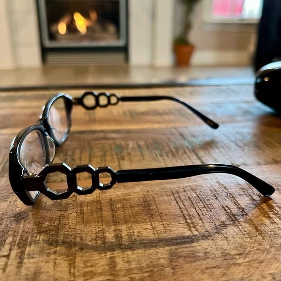 Carmen Marc Valvo Black Eyeglasses with Gunmetal Accents Like New - Picture 1 of 7